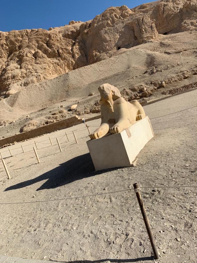 Moon House Of Luxor Apartment ภายนอก รูปภาพ