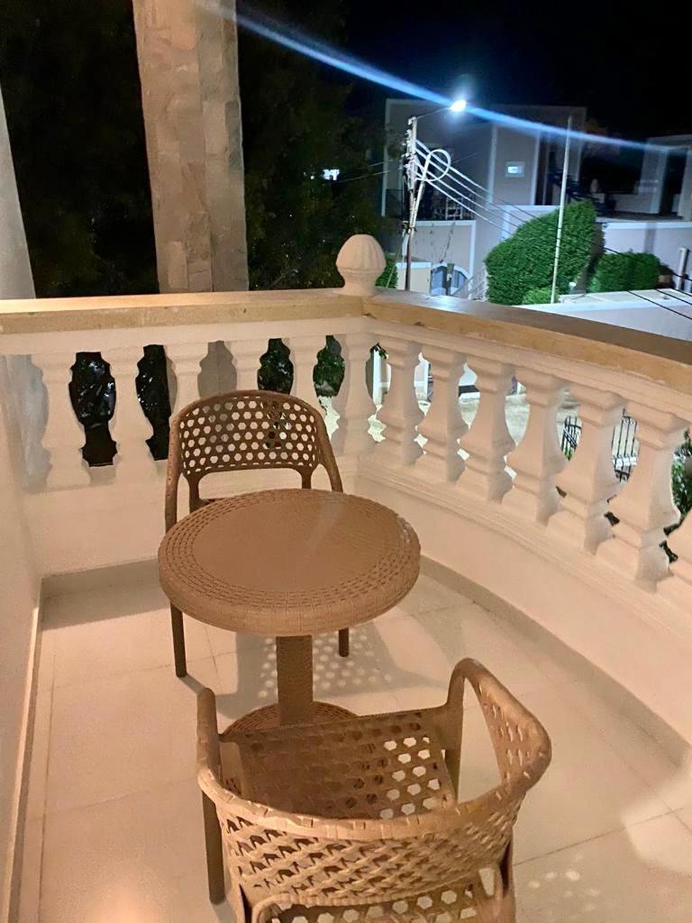 Moon House Of Luxor Apartment ภายนอก รูปภาพ