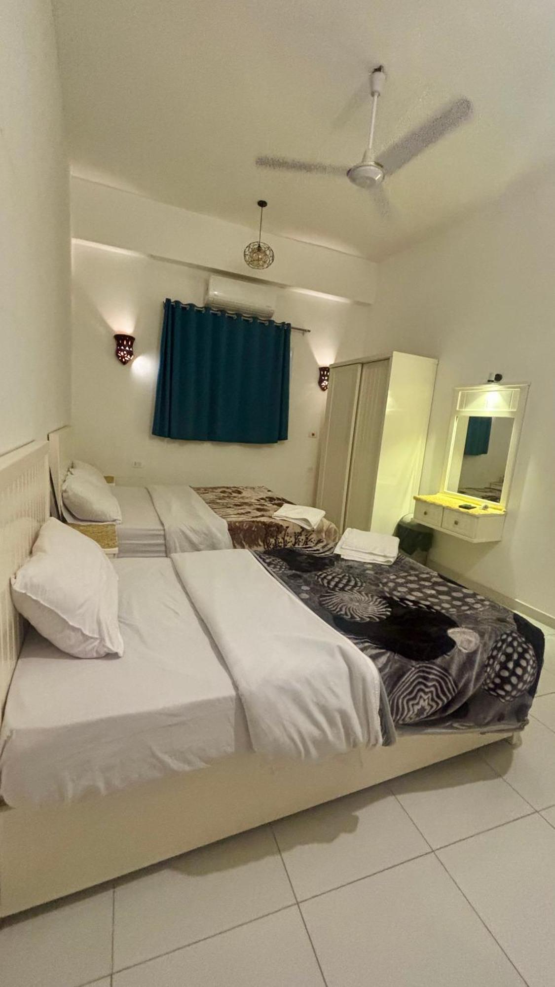 Moon House Of Luxor Apartment ภายนอก รูปภาพ
