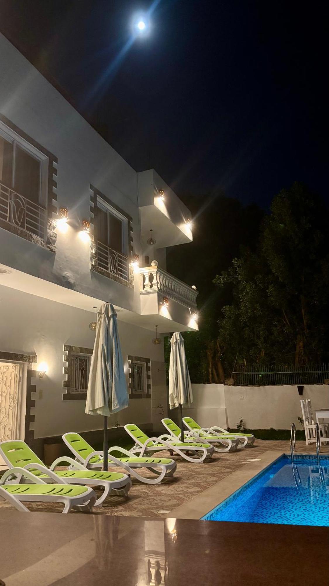 Moon House Of Luxor Apartment ภายนอก รูปภาพ